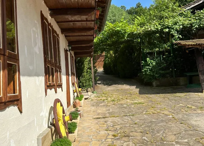 чевермето Gæstehus Palitsi